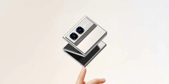 Infinix Zero Mini tri-fold