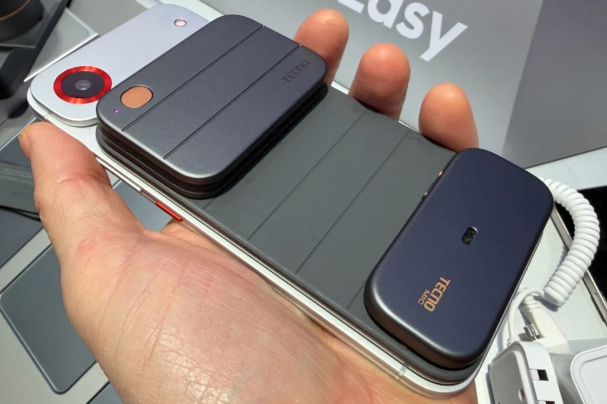 TECNO Modular Phone